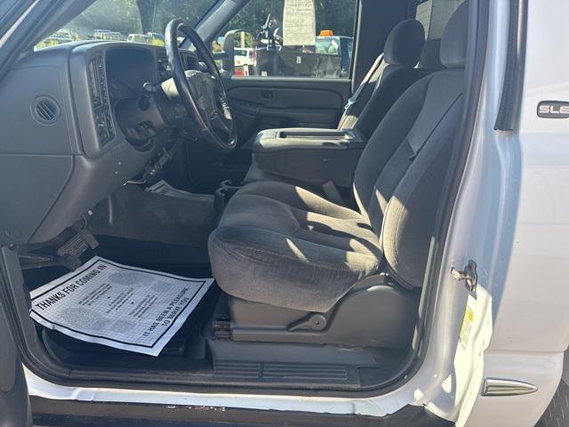 used 2006 GMC Sierra 2500 car, priced at $4,950