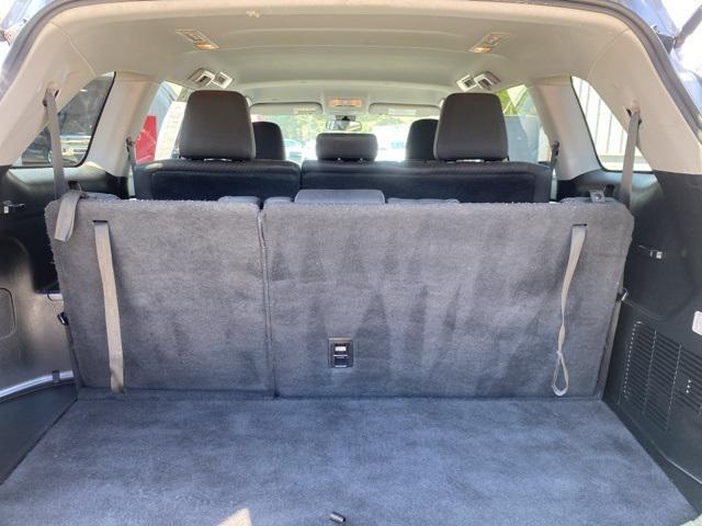 used 2019 Toyota Highlander car, priced at $28,999