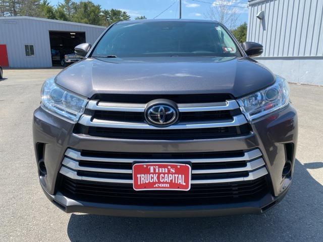 used 2019 Toyota Highlander car, priced at $28,999