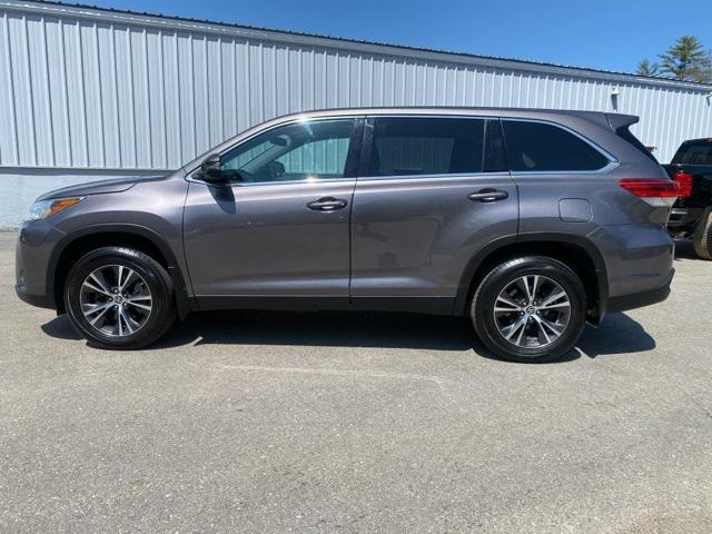 used 2019 Toyota Highlander car, priced at $28,999