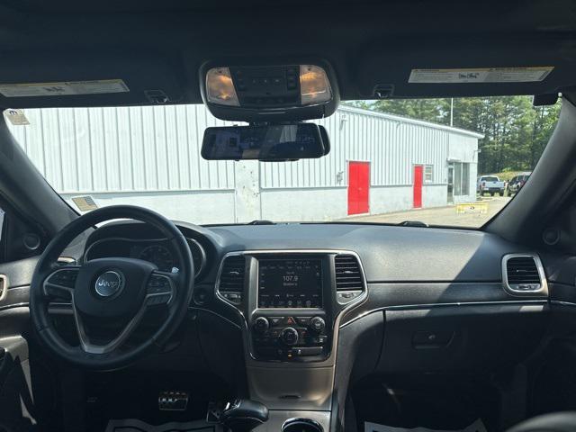 used 2015 Jeep Grand Cherokee car, priced at $15,999
