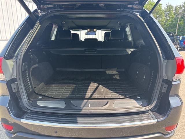 used 2015 Jeep Grand Cherokee car, priced at $15,999