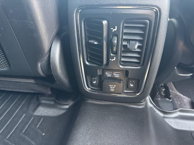 used 2015 Jeep Grand Cherokee car, priced at $15,999