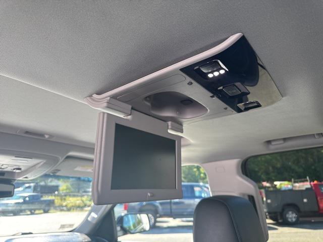 used 2020 Chevrolet Suburban car, priced at $39,999