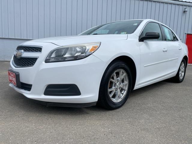 used 2013 Chevrolet Malibu car, priced at $9,999