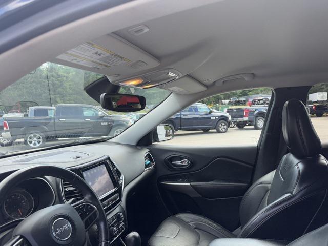 used 2019 Jeep Cherokee car, priced at $18,999