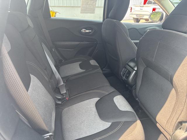used 2014 Jeep Cherokee car, priced at $6,950