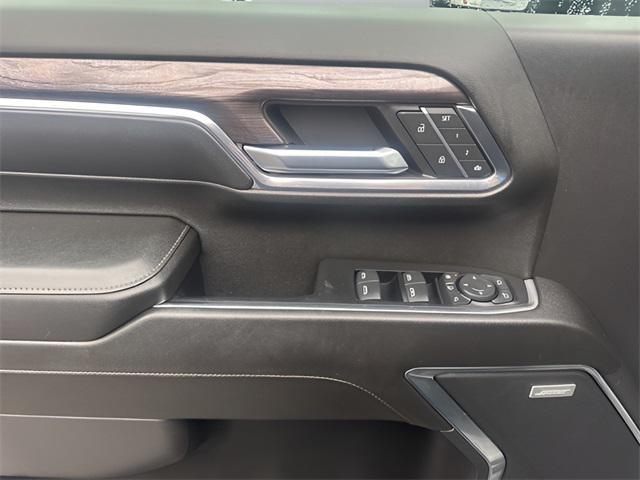 used 2024 Chevrolet Silverado 2500 car, priced at $59,999