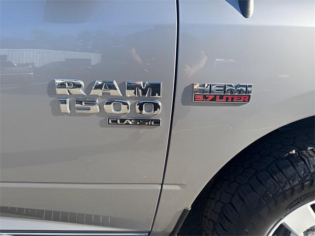 used 2022 Ram 1500 Classic car, priced at $27,999