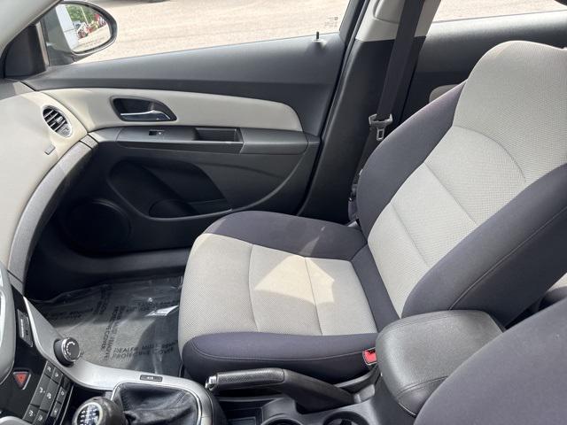 used 2014 Chevrolet Cruze car, priced at $6,999