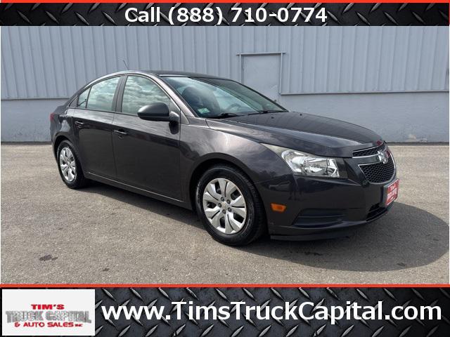 used 2014 Chevrolet Cruze car, priced at $7,999