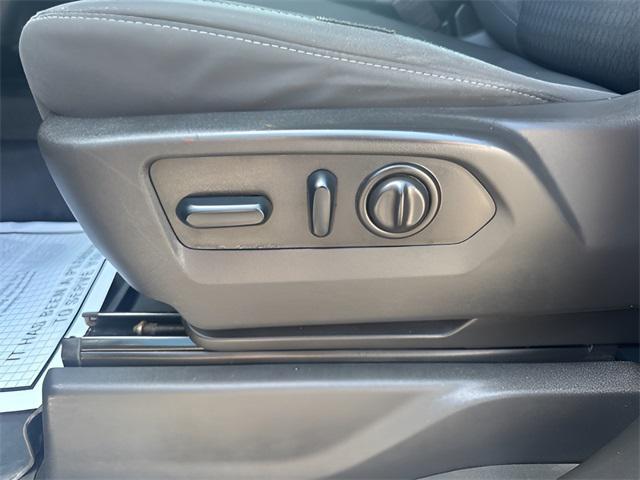 used 2022 GMC Sierra 2500 car, priced at $35,999