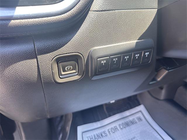 used 2022 GMC Sierra 2500 car, priced at $35,999