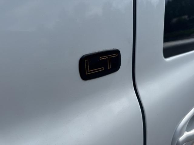 used 2005 Chevrolet Suburban car, priced at $4,950