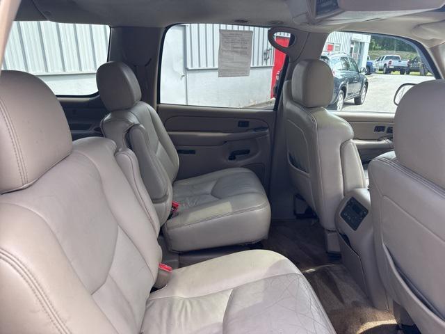 used 2005 Chevrolet Suburban car, priced at $4,950