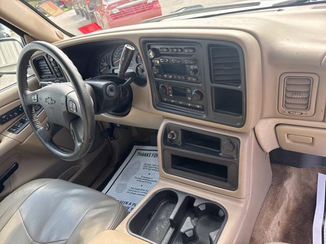 used 2005 Chevrolet Suburban car, priced at $4,950