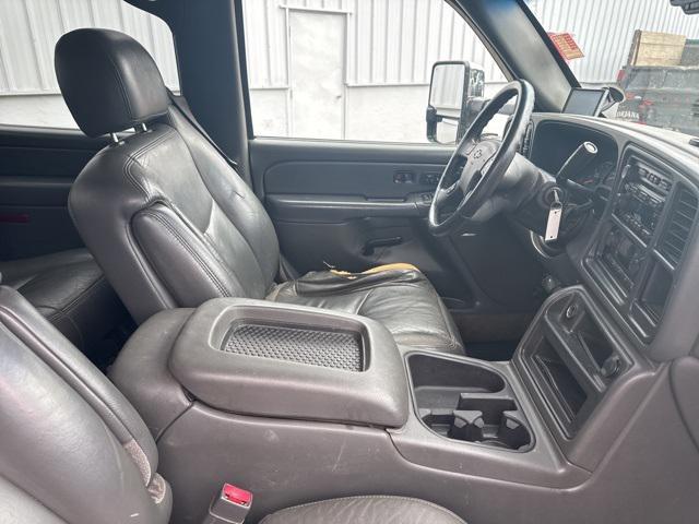 used 2005 Chevrolet Silverado 2500 car, priced at $11,950