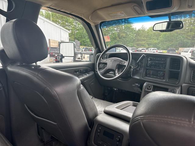 used 2005 Chevrolet Silverado 2500 car, priced at $11,950