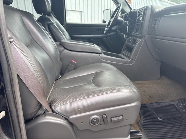 used 2005 Chevrolet Silverado 2500 car, priced at $11,950