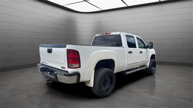 used 2014 GMC Sierra 2500 car, priced at $15,950