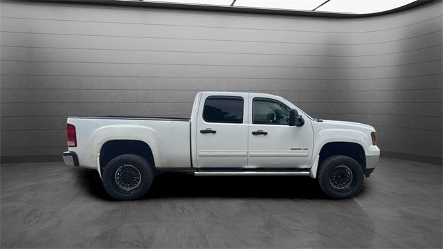 used 2014 GMC Sierra 2500 car, priced at $15,950