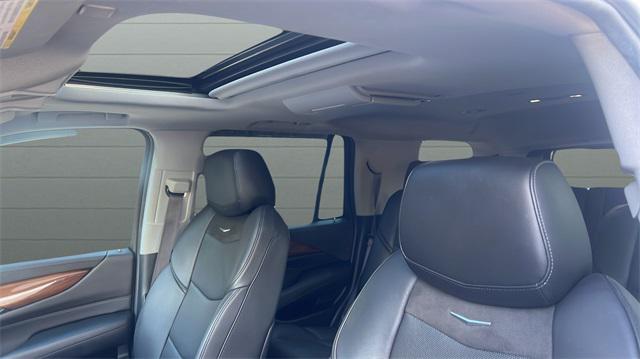 used 2017 Cadillac Escalade car, priced at $27,999