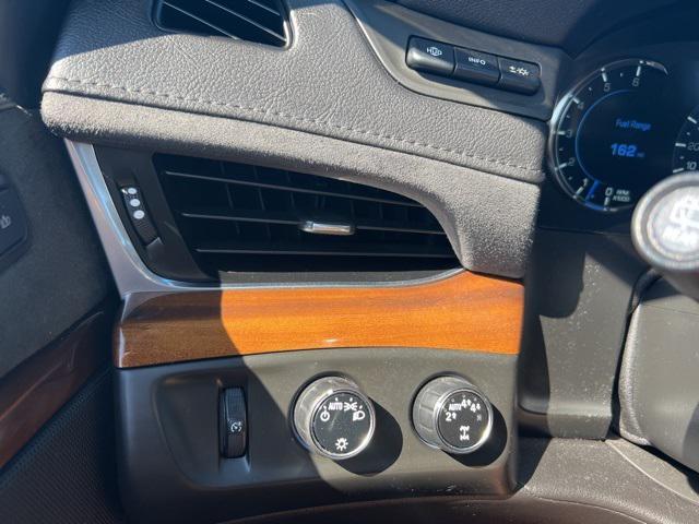 used 2020 Cadillac Escalade car, priced at $31,999
