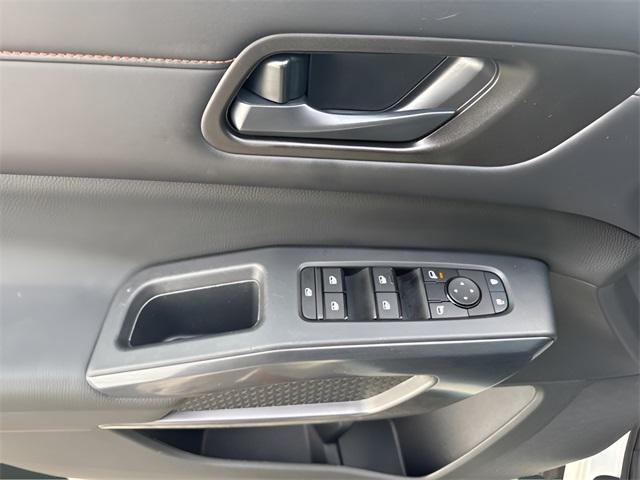 used 2024 Nissan Pathfinder car, priced at $30,999