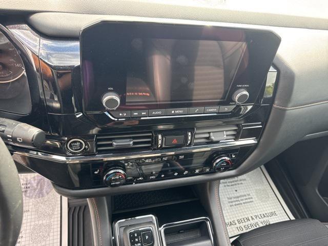 used 2024 Nissan Pathfinder car, priced at $30,999