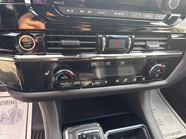 used 2024 Nissan Pathfinder car, priced at $30,999