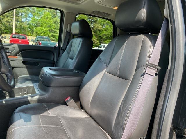 used 2014 GMC Yukon car, priced at $16,999