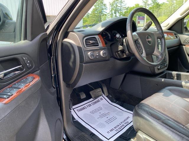 used 2014 GMC Yukon car, priced at $16,999