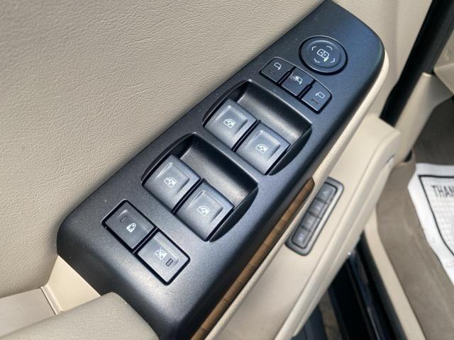 used 2018 GMC Yukon car, priced at $28,999