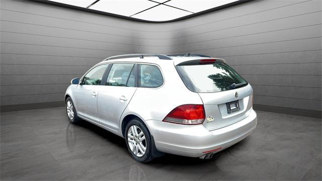 used 2014 Volkswagen Jetta SportWagen car, priced at $9,499