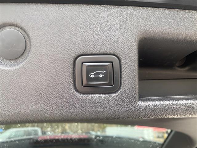 used 2020 Chevrolet Equinox car, priced at $13,499