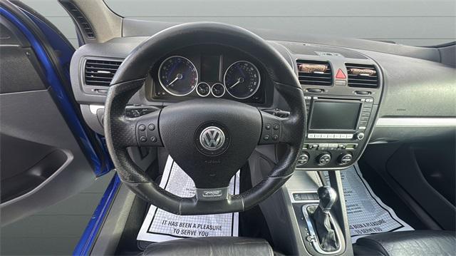 used 2008 Volkswagen R32 car, priced at $8,999