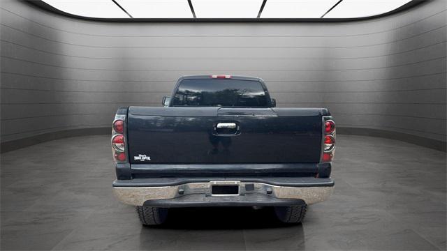 used 2004 GMC Sierra 2500 car, priced at $12,950