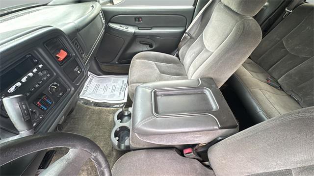 used 2004 GMC Sierra 2500 car, priced at $12,950