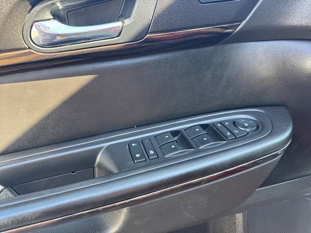 used 2014 GMC Acadia car, priced at $5,950