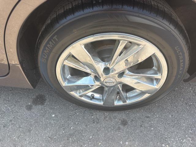used 2014 Nissan Altima car, priced at $6,875