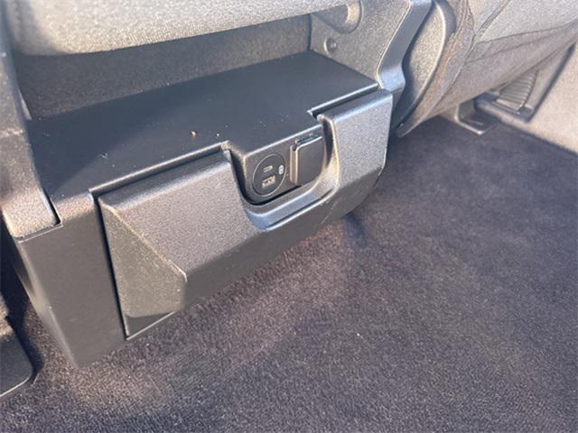 used 2021 Ford F-150 car, priced at $35,999