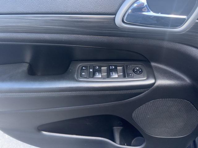 used 2019 Jeep Grand Cherokee car, priced at $17,999