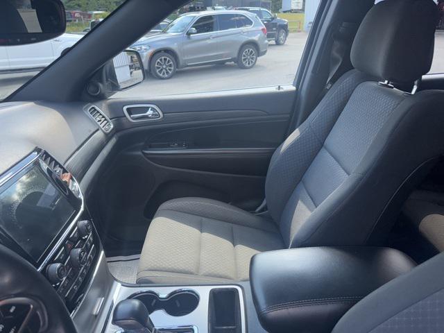used 2019 Jeep Grand Cherokee car, priced at $17,999