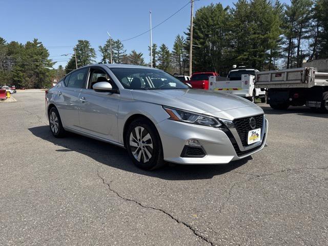 used 2019 Nissan Altima car, priced at $14,999