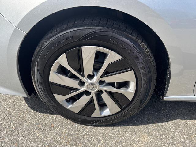 used 2019 Nissan Altima car, priced at $14,999