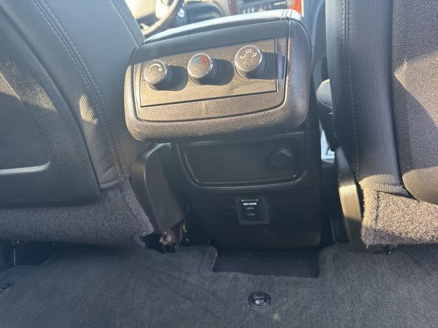 used 2014 Chevrolet Traverse car, priced at $9,999