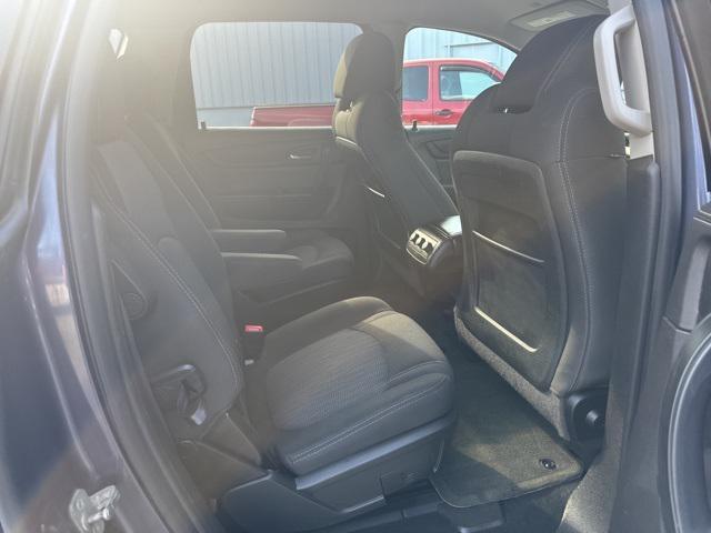 used 2014 Chevrolet Traverse car, priced at $9,999