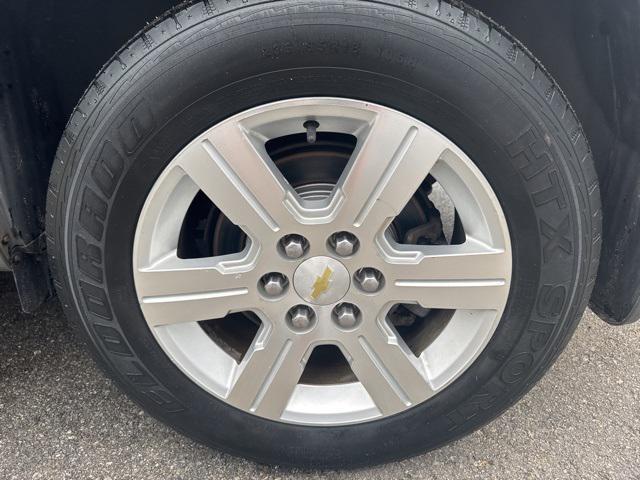 used 2011 Chevrolet Traverse car, priced at $3,950