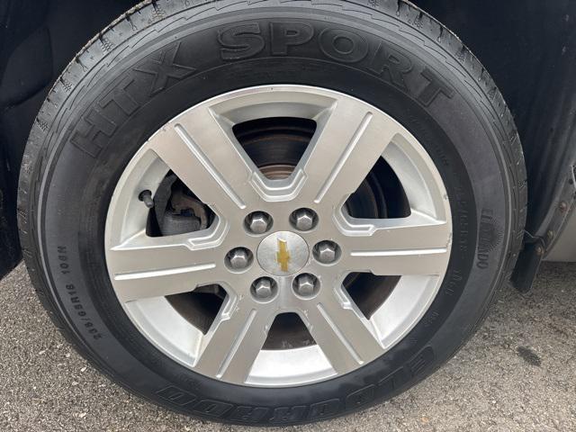 used 2011 Chevrolet Traverse car, priced at $3,950