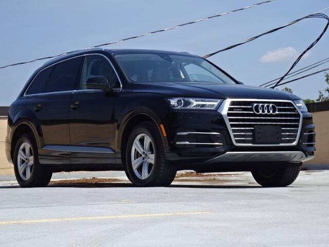 used 2018 Audi Q7 car, priced at $18,900